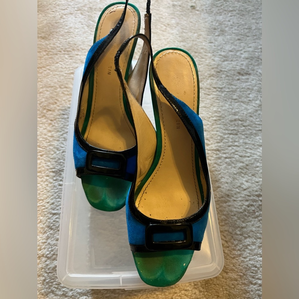 Sexy sandals, teal and green suede , size 9